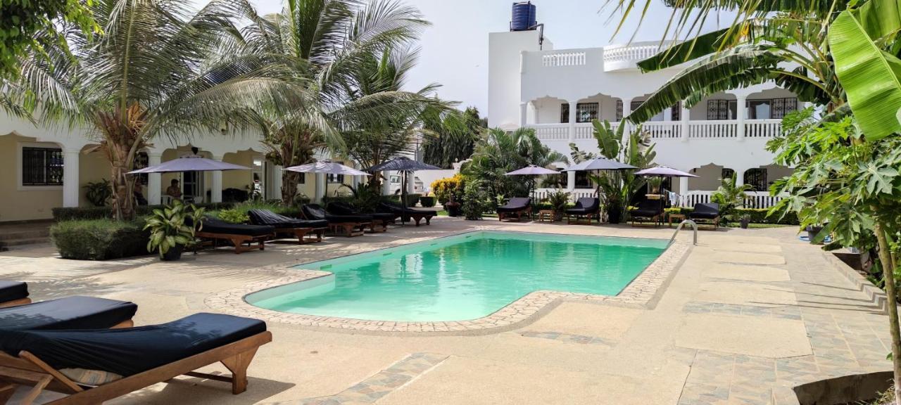 Dulaa Deema Residence Brufut Heights Tranquil Exteriér fotografie