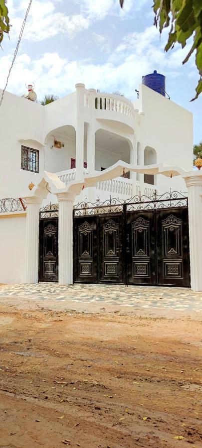 Dulaa Deema Residence Brufut Heights Tranquil Exteriér fotografie