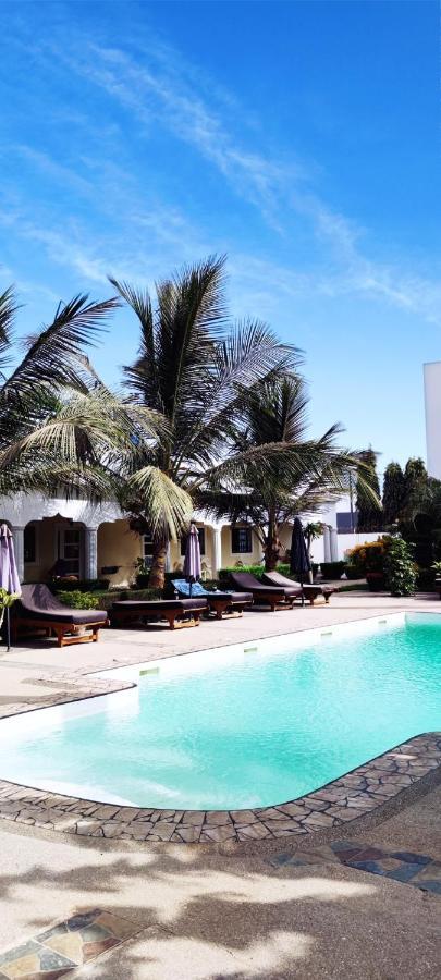 Dulaa Deema Residence Brufut Heights Tranquil Exteriér fotografie